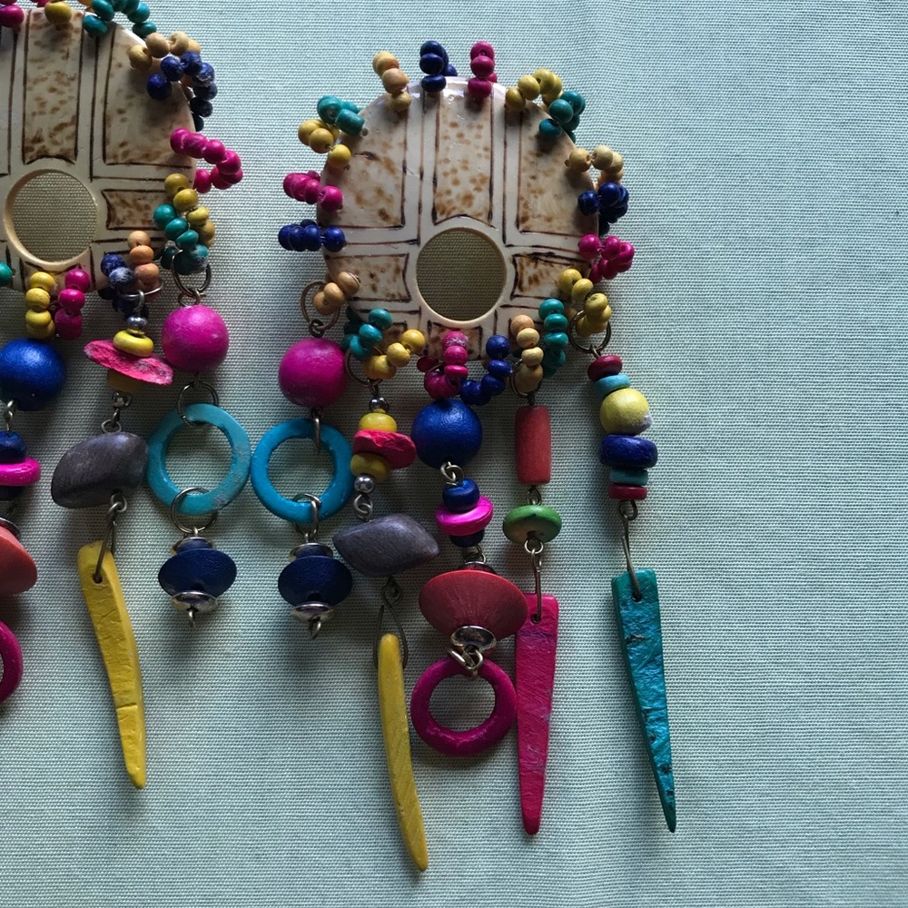 ‘80s retro earrings